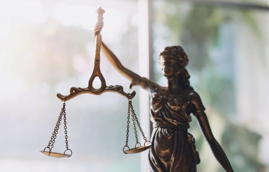 Delito de coacciones y estafa a familiar_img