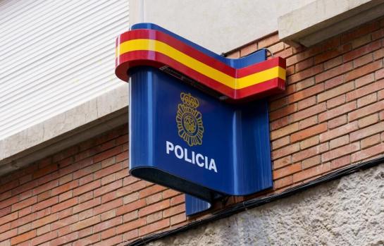 Delito de desobediencia y desnudez_img