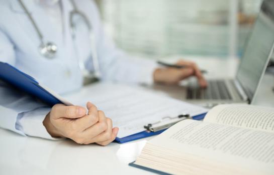 Acceso a historial clinico de amigos_img