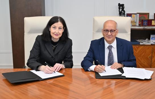 Firma convenio Notarios-Graduados Sociales_img