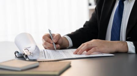 Delito de falsedad documental realizado por gerente de empresa_img