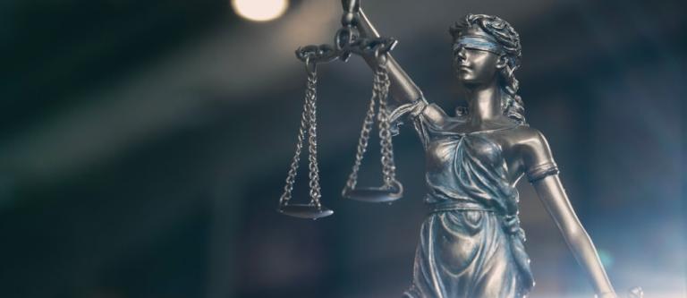 Ley de eficiencia de la Administración de Justicia y critica de los LAJs_img