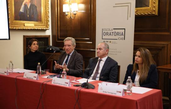 PresentacionEscuelaOratoriayArgumentacionJuridica_ICAB_AbatOlibaCEU-1