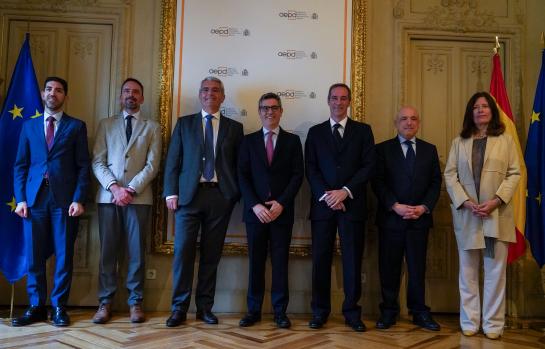 01_toma_de_posesion AEPD 2025_img