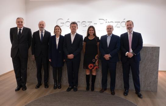 Pérez-Llorca Gómez-Pinzón_img