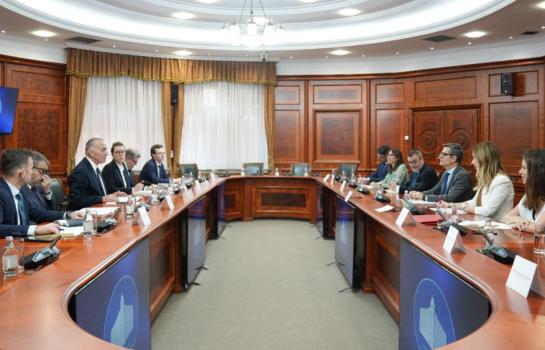 Reunión España – Serbia