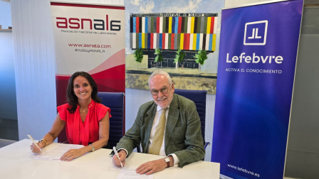 Ana Gómez presidenta ASNALA y Juan Pujol presidente LEFEBVRE_img