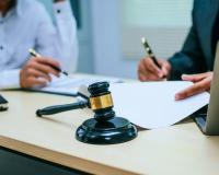 Reducción a dos años