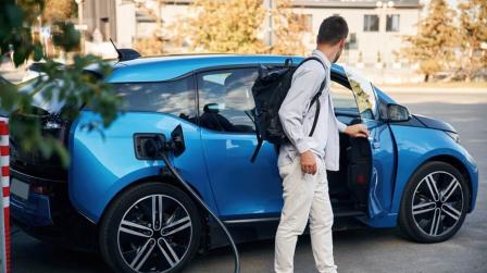 IRPF y la deducción en el vehículo eléctrico y los puntos de recarga_img