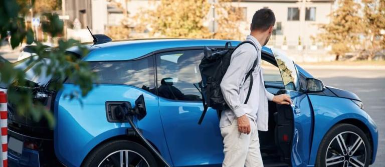IRPF y la deducción en el vehículo eléctrico y los puntos de recarga_img