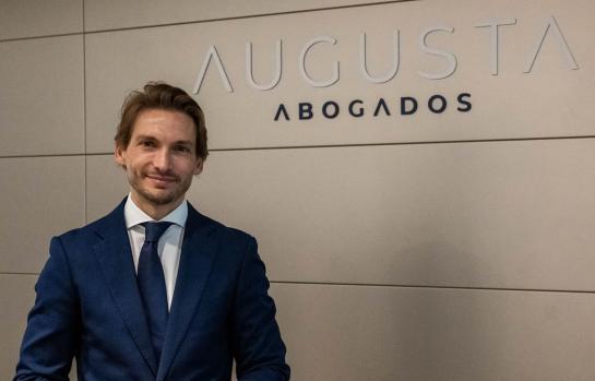 Omar Molina socio de Augusta Abogados_img