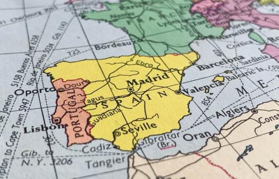 Acto administrativo sancionador para expulsar a ciudadano del país_img