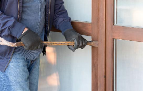 Sentencia por un delito de allanamiento de morada_img