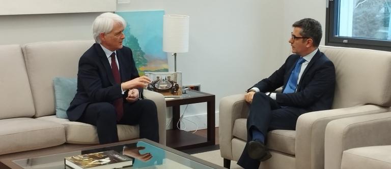 Félix Bolaños se r...