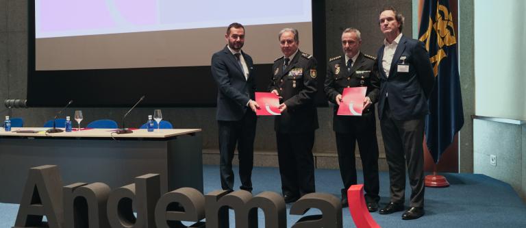 Firma Policía Nacional y ANDEMA