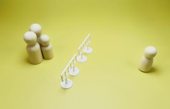 Responsabilidad patrimonial por alejar a la hija menor de su padre_img