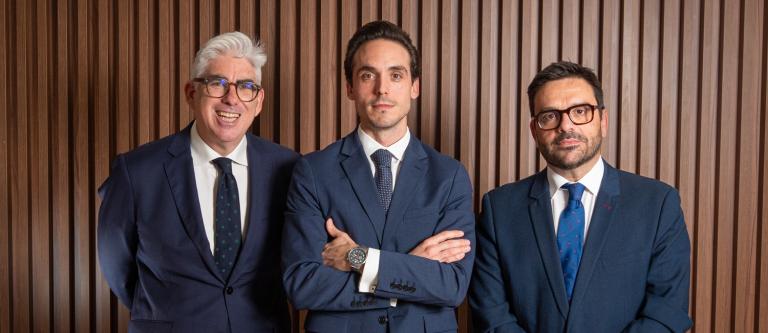 Across Legal promoción de socio_img