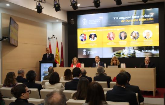 El Decano Eugenio Ribón inaugura el VI Congreso Internacional de Derecho Bancario ICAM