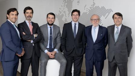 Alejandro Ingram, Manuel Gordillo, Carlos A. Grande, Enrique Calabuig, Luis Martín y Javier Díaz-Gálvez_img