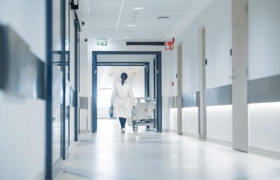 Sentencia sobre la guardia de una doctora y el desplazamiento al lugar de trabajo_img