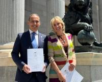 Eugeni Ribón e Isabel Winkels presentan una iniciativa en el Congreso de los Diputados