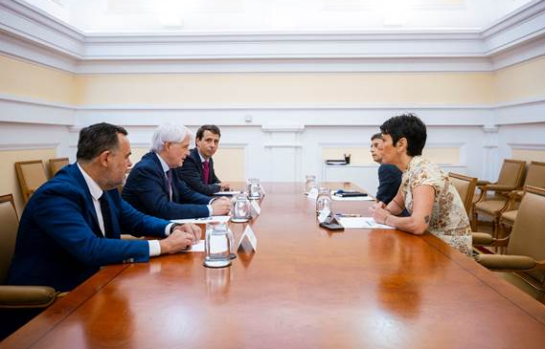 ministra
