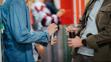Sanción por bebidas energéticas en Baleares_img