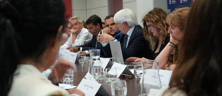 Reunión sobre la pasarela al RETA de mutualistas por el CGAE_img