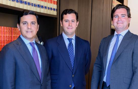 Javier Bordón, Ramón Carrillo de Albornoz y Pedro Belda, socios de Belda, Bordón & Merodio_img