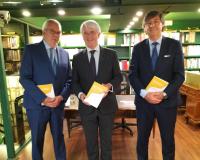 Juan Pujol, Salvador González y Óscar Fernández León_img