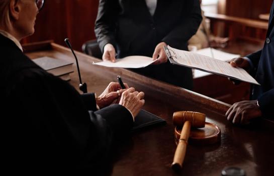Defensa del abogado del turno de oficio y su actuación_img