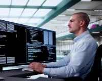 El cobro de horas extras de un trabajador informático_img