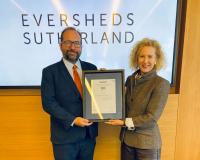 AENOR-Eversheds Sutherland certificado divdersidad_img