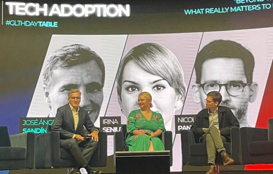 José Ángel Sandín, Irina Seniut, y Nicolás Panigutti_img