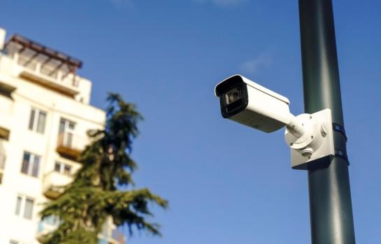Sistemas de videovigilancia y advertencia de la AEPD respecto al uso de IA_img