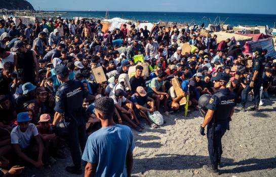 Desorden público por la crisis migratoria e invasión de Ceuta_img